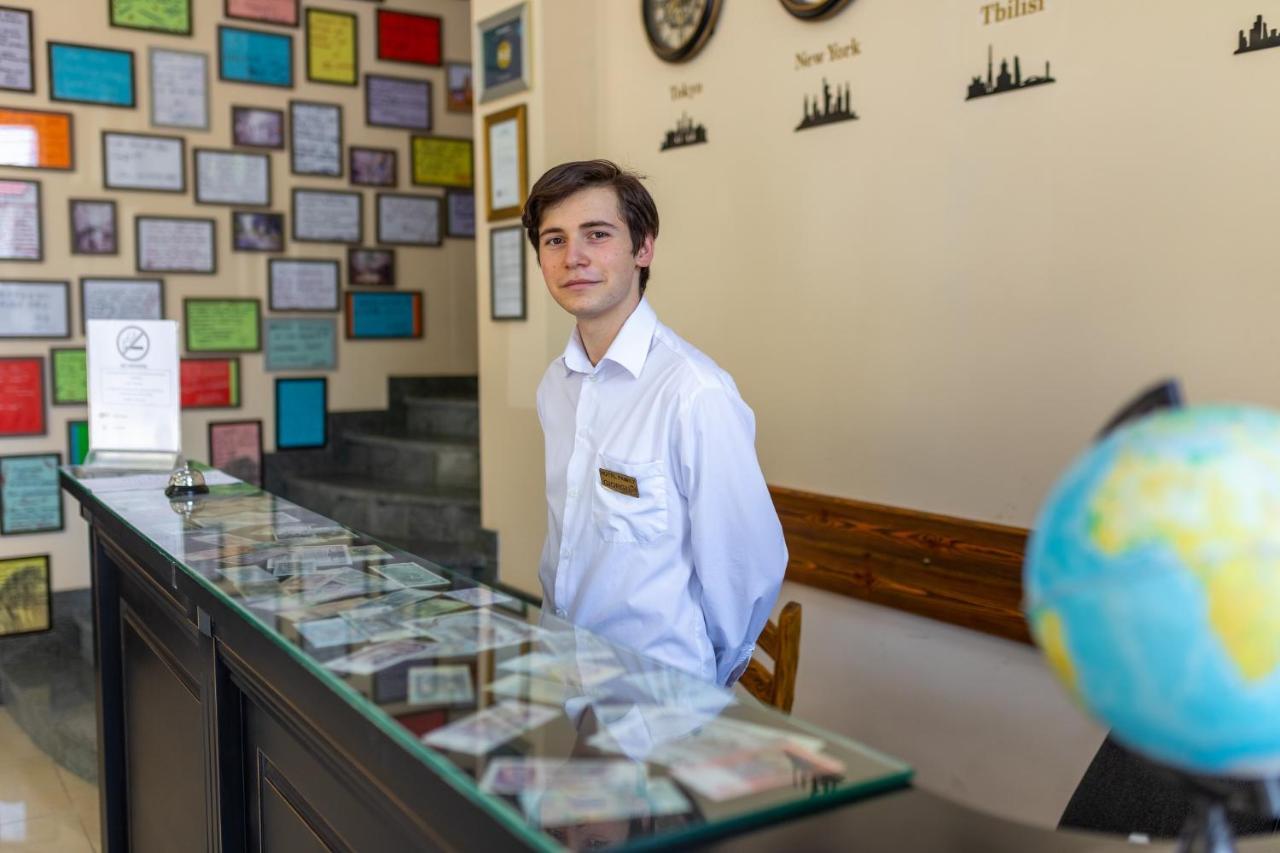 Hotel Phasis Kutaisi Luaran gambar