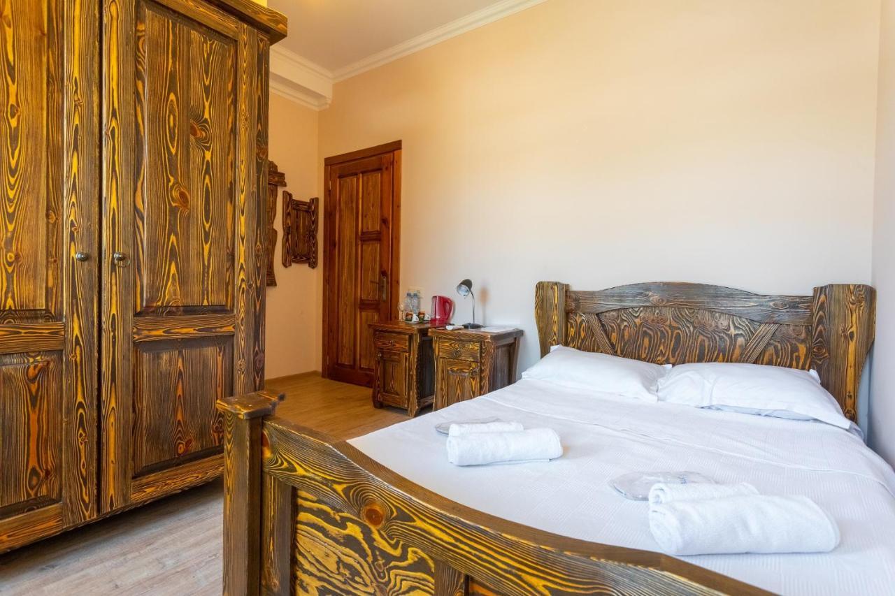 Hotel Phasis Kutaisi Luaran gambar