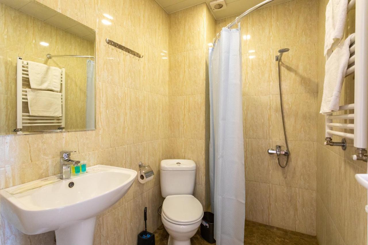 Hotel Phasis Kutaisi Luaran gambar
