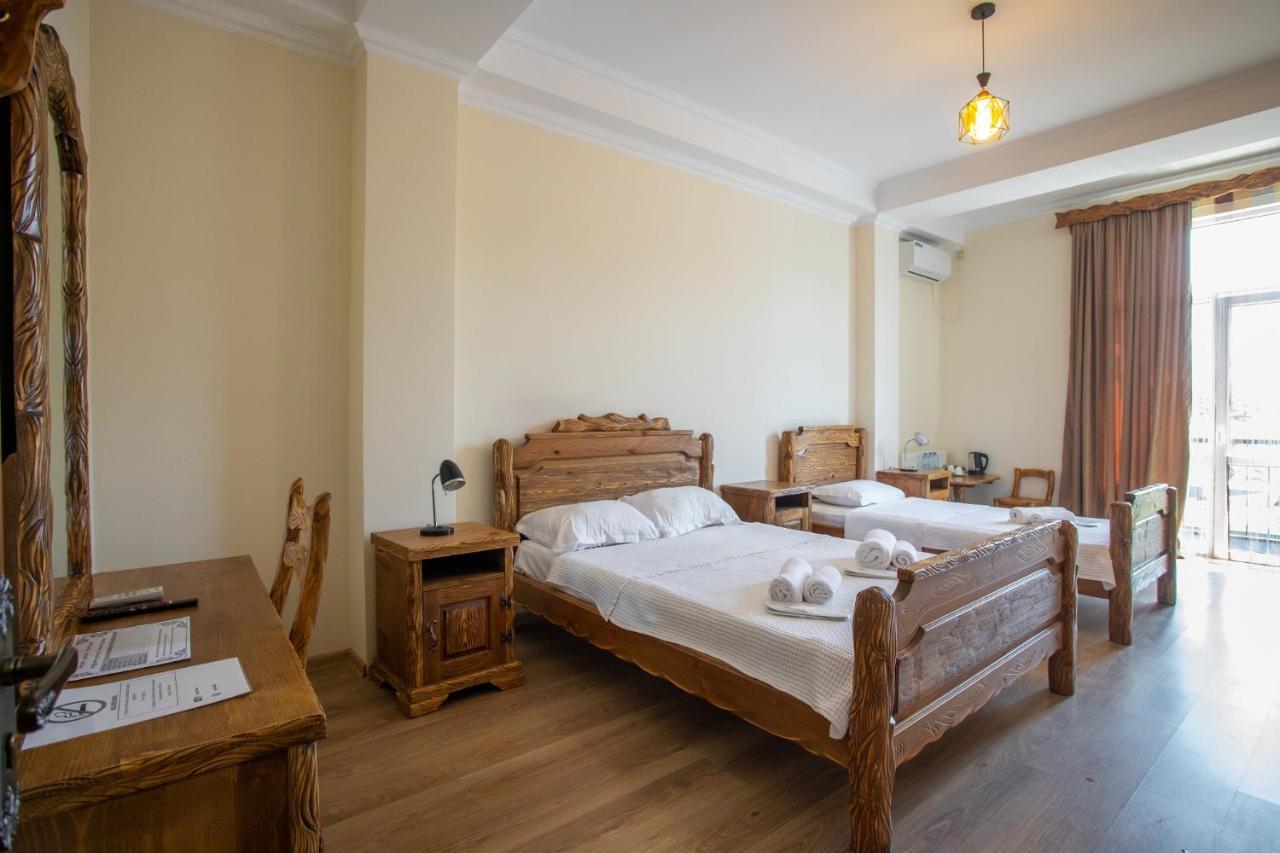 Hotel Phasis Kutaisi Luaran gambar