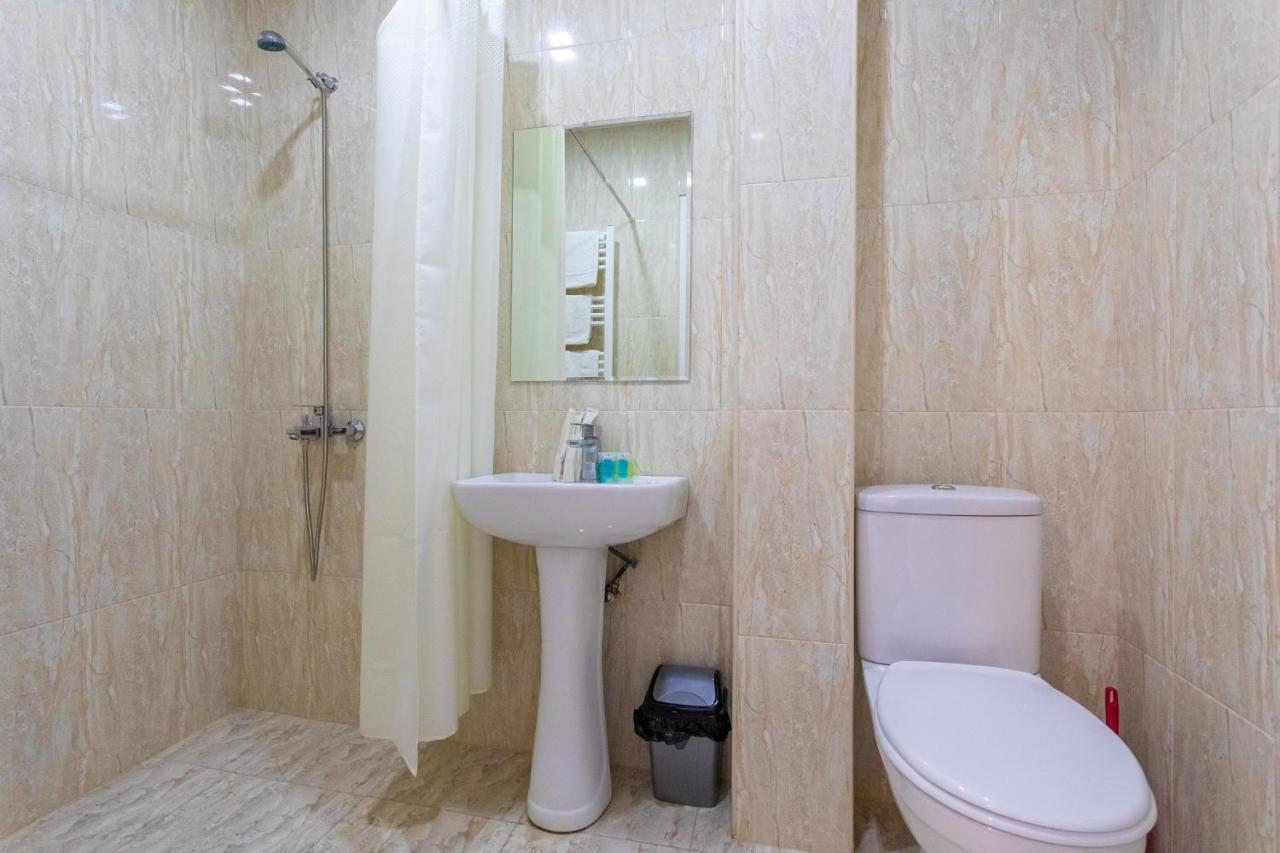 Hotel Phasis Kutaisi Luaran gambar