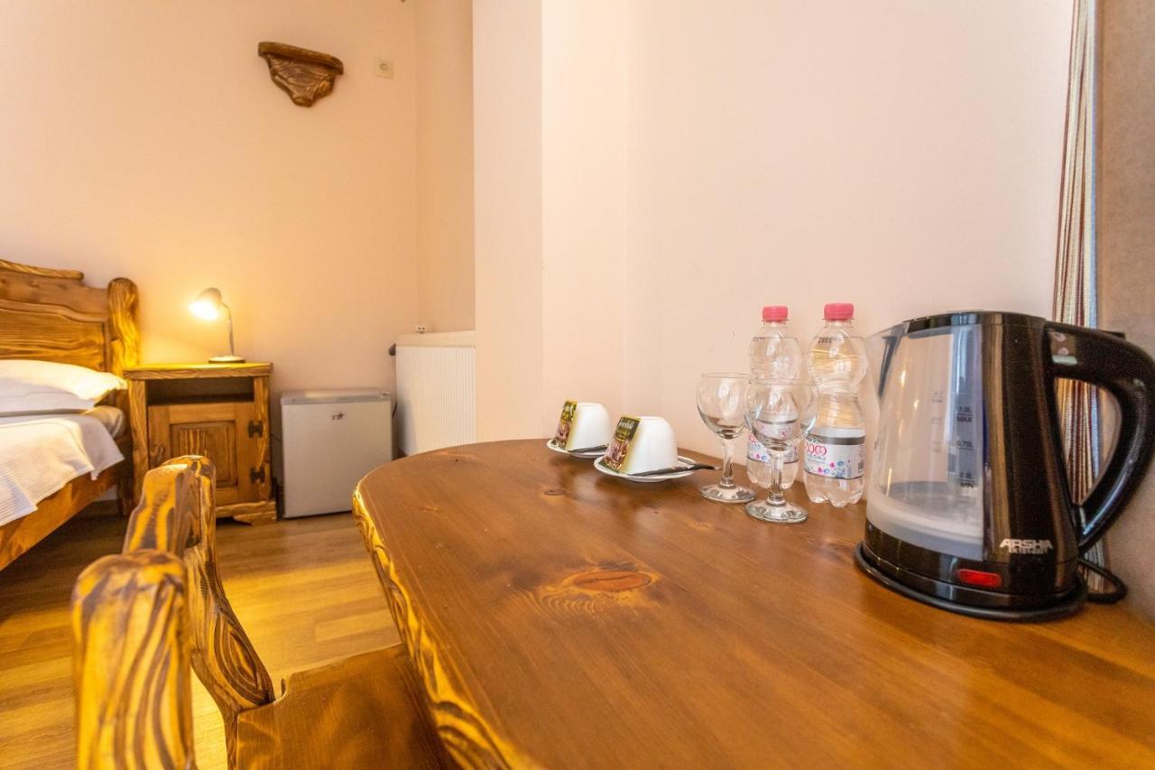 Hotel Phasis Kutaisi Luaran gambar