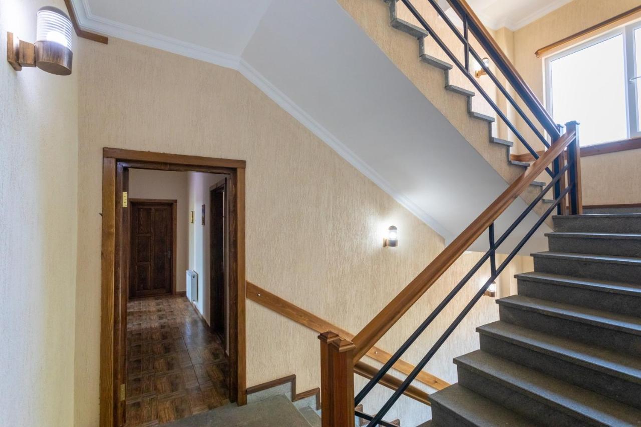 Hotel Phasis Kutaisi Luaran gambar