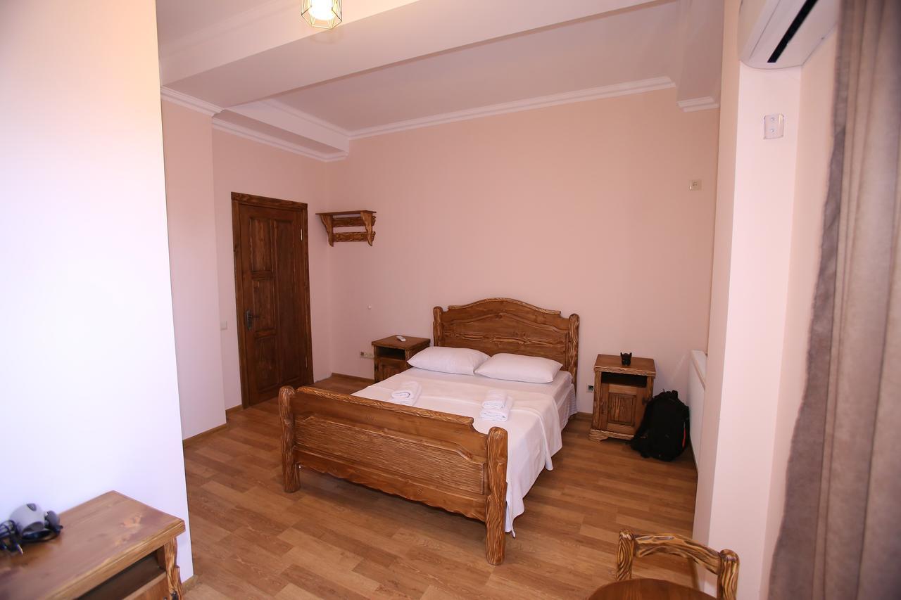 Hotel Phasis Kutaisi Luaran gambar